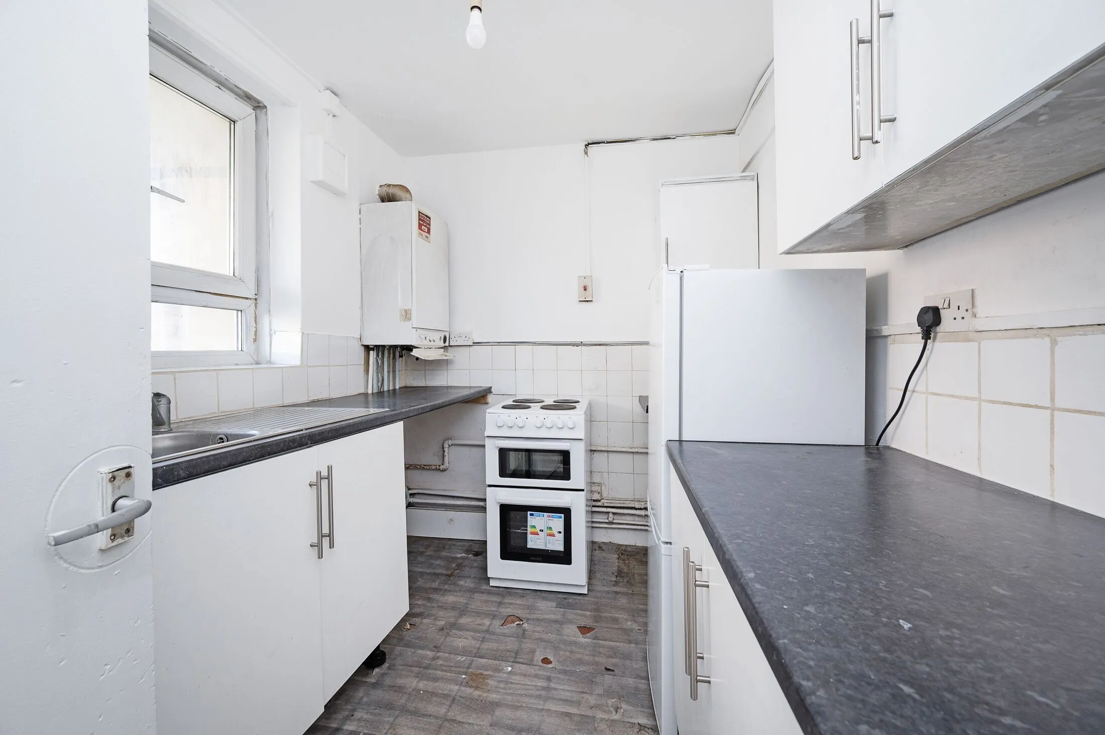 Flat Paragon Road in Greater London