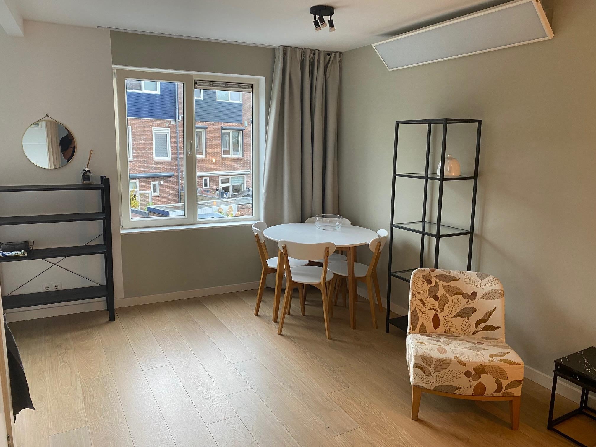 Appartement Djambistraat in Haarlem