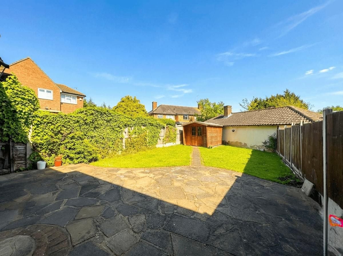 House Whitchurch Road in Greater London