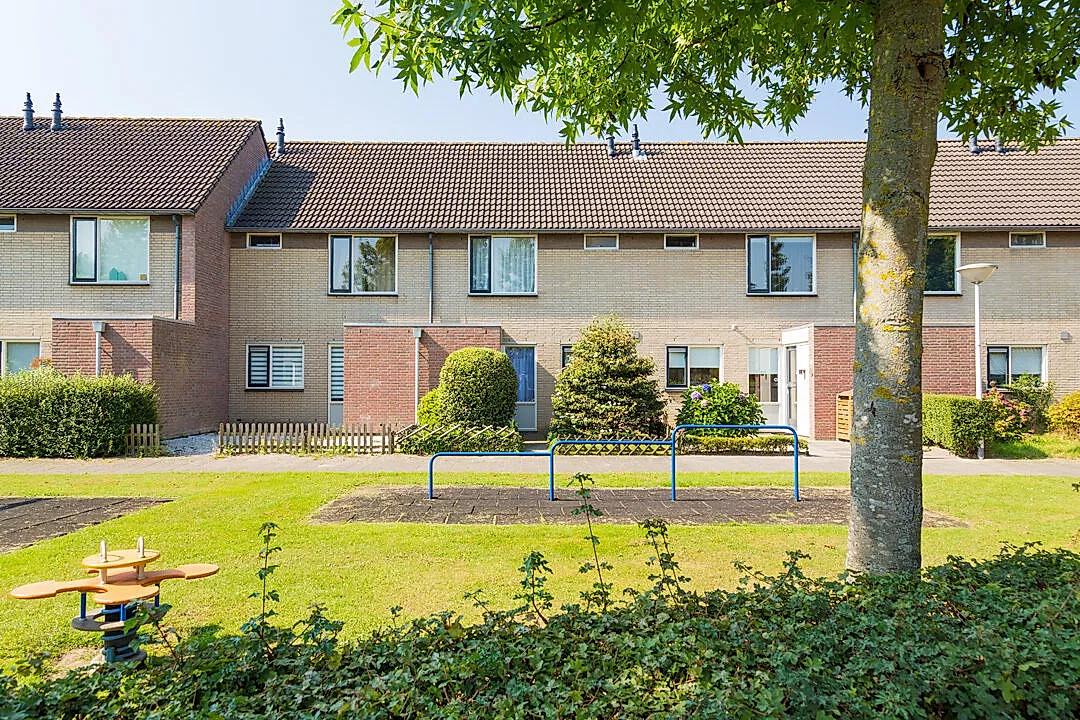 Huis Plataan 16 in Best