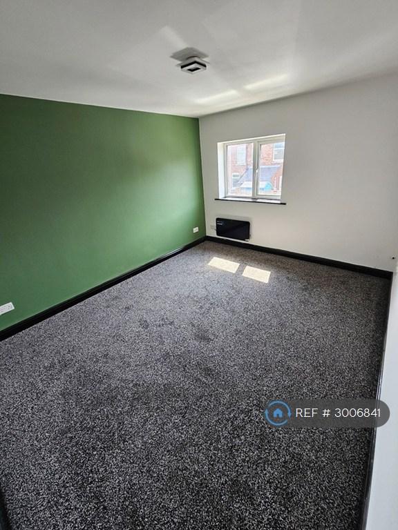 Flat Chapel Walk in Chorley