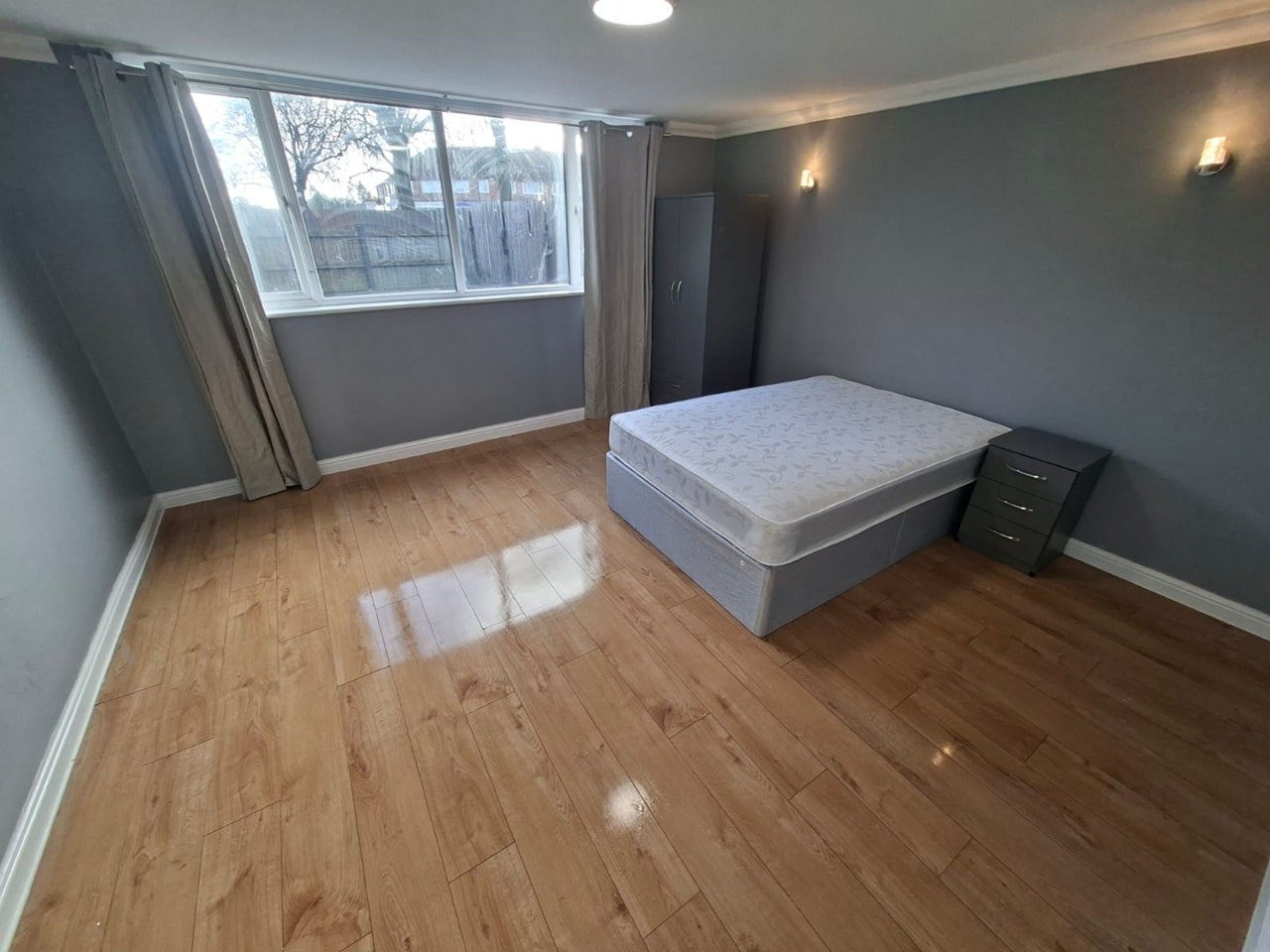 Room Lanchester Way in Metropolitan Borough of Solihull