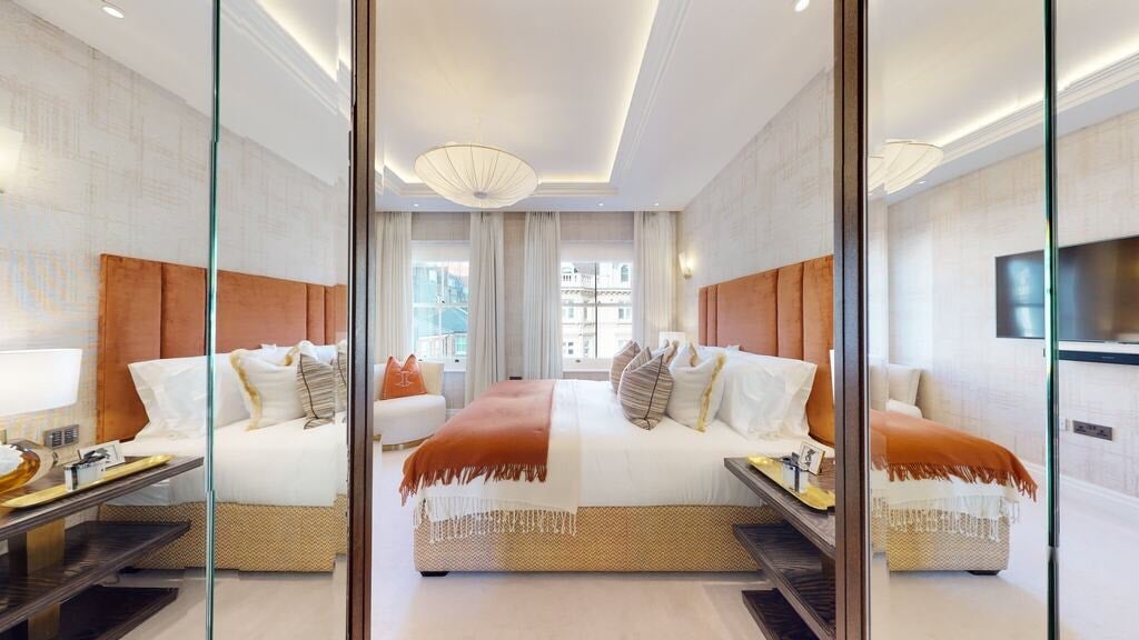 Flat Prince of Wales Terrace in Greater London