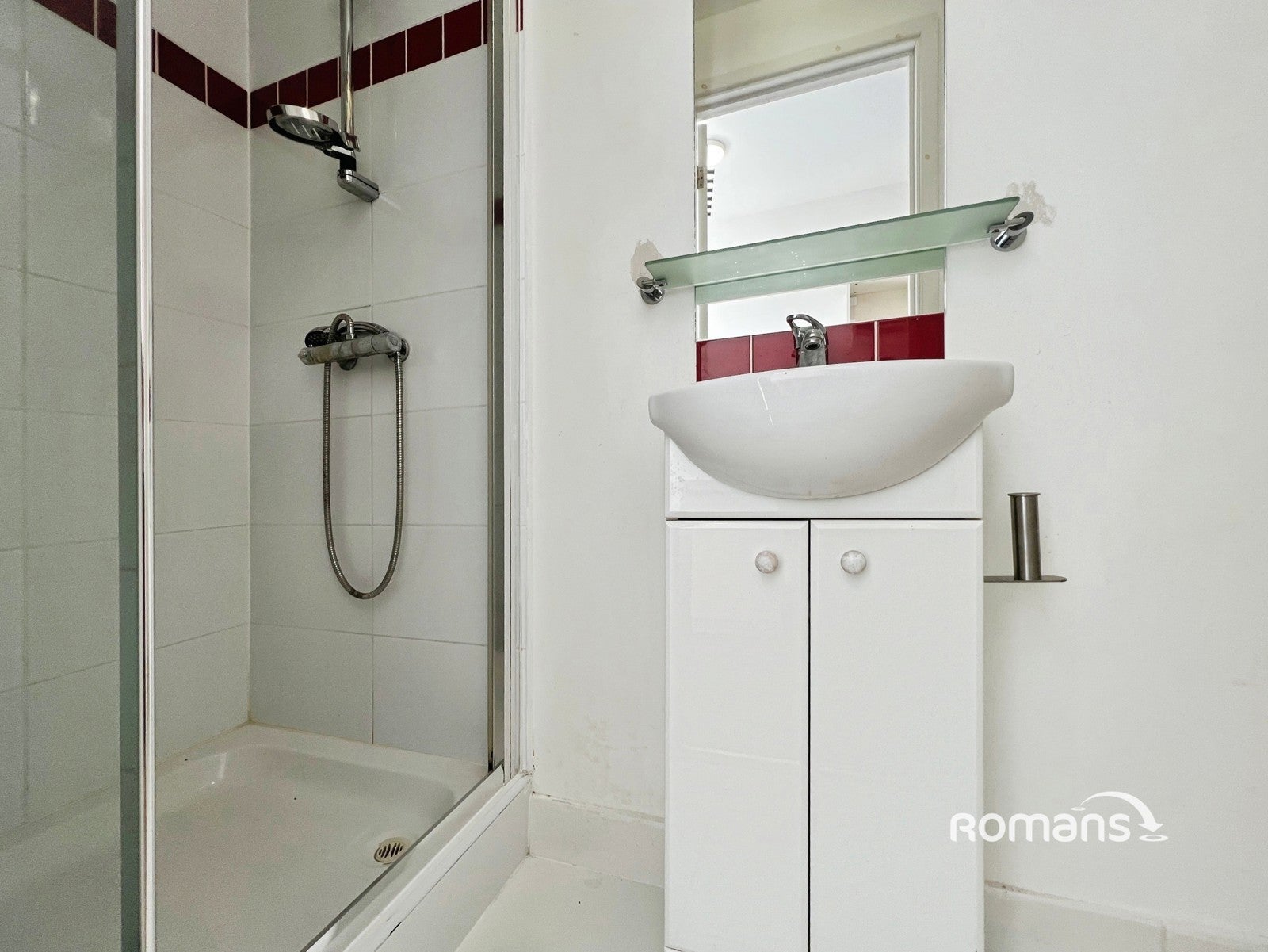 Room Crendon Street in High Wycombe