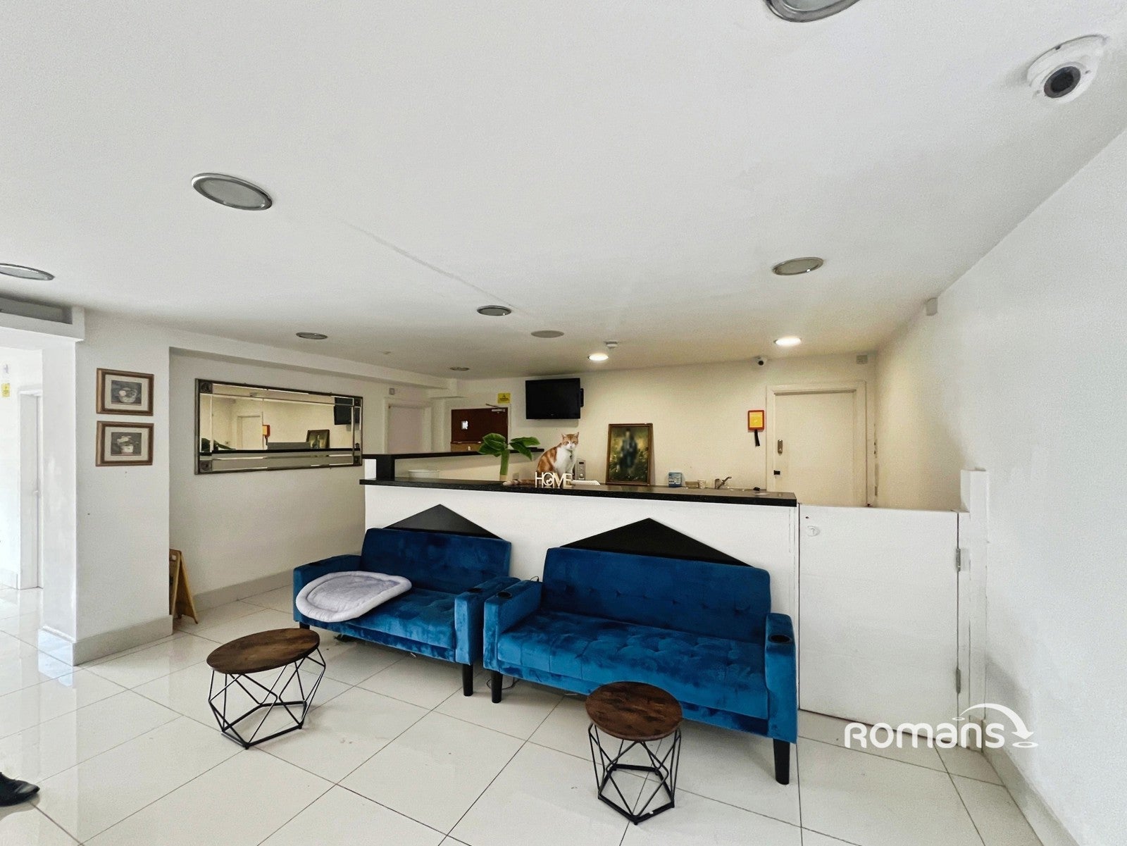 Room Crendon Street in High Wycombe