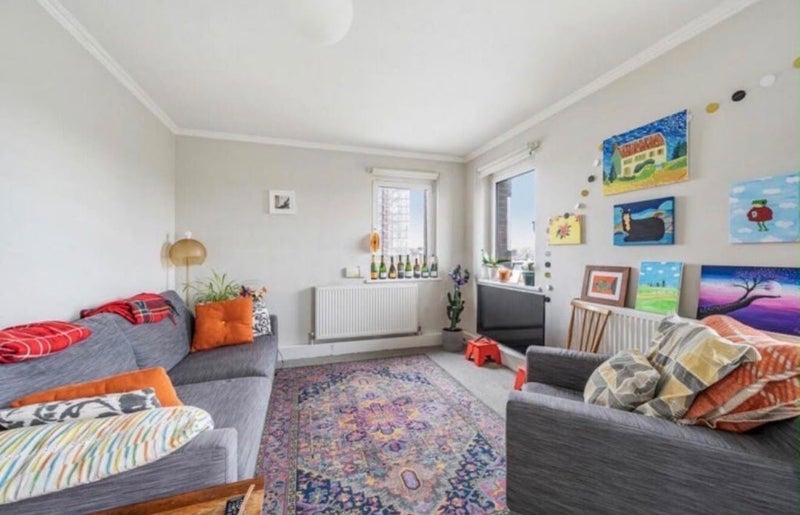Room Primrose Hill Road in Greater London