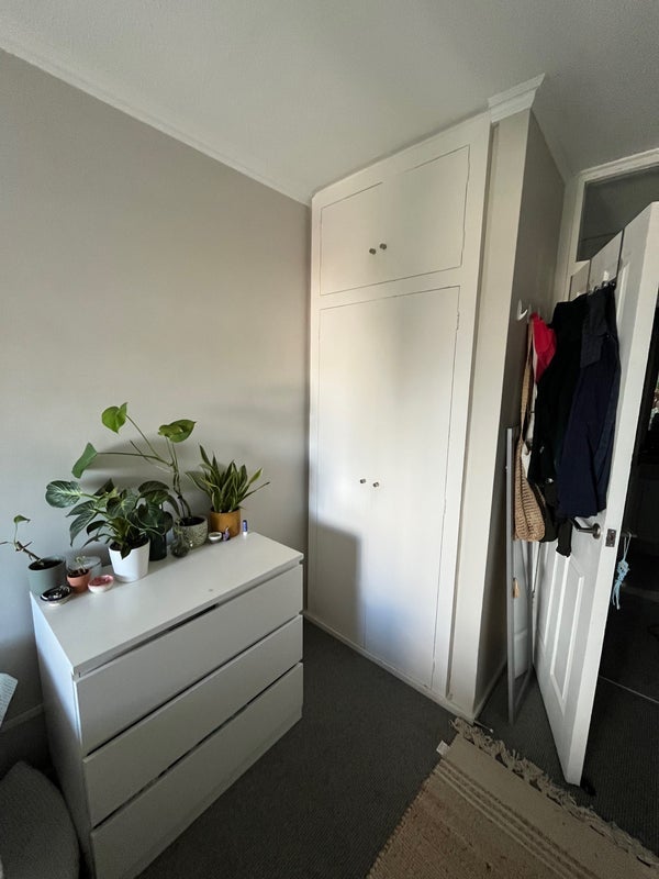 Room Primrose Hill Road in Greater London