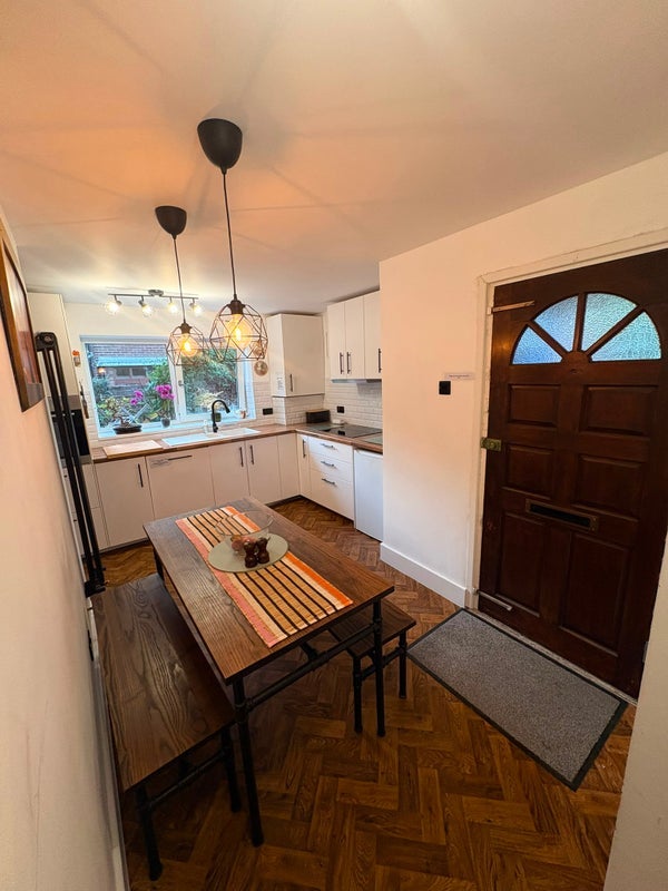 Room Radland Road in Greater London