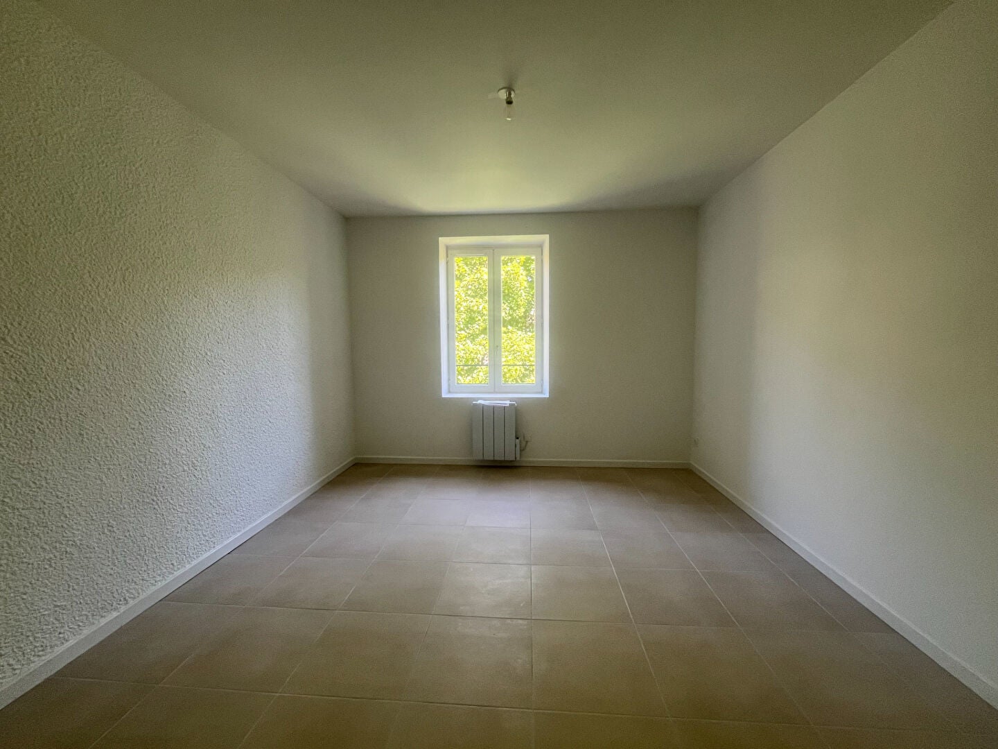 Flat Avenue Joseph Combier in Livron-sur-Drôme