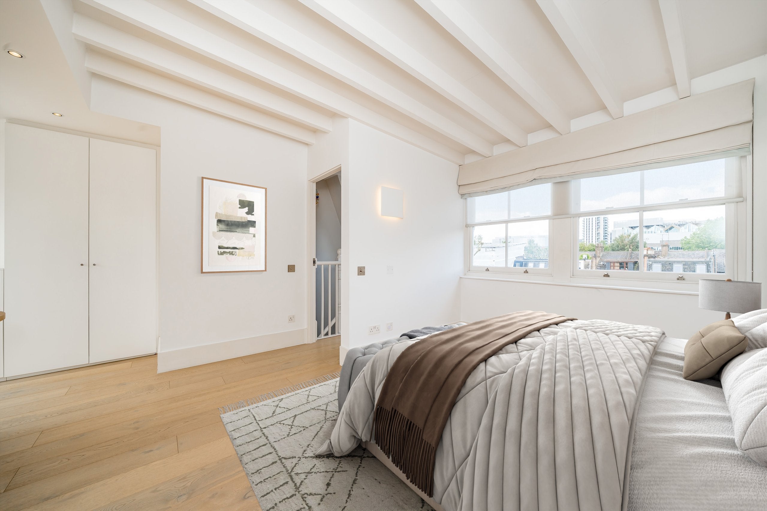 House Sirdar Road in Greater London