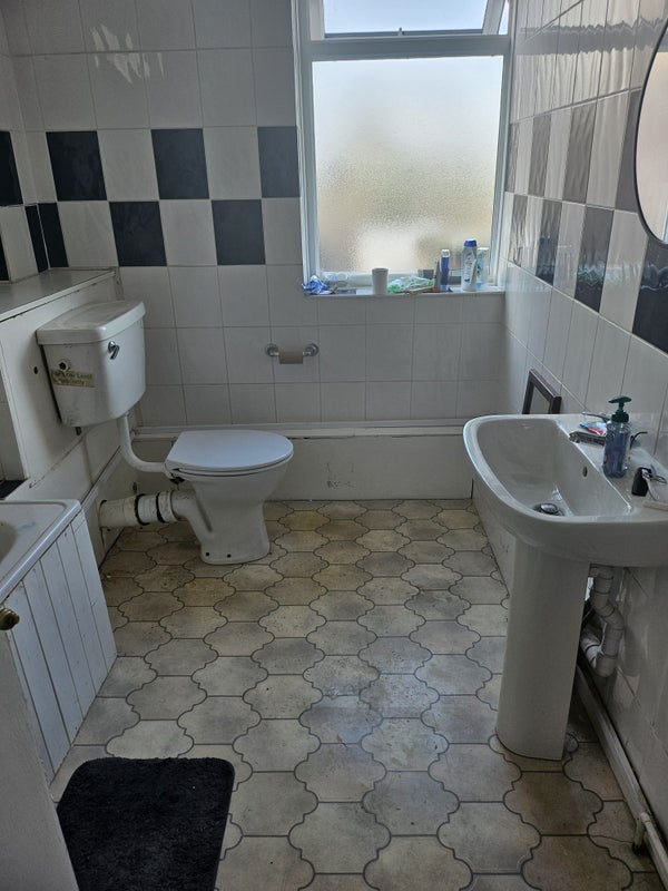 Room Heron Way in Bristol