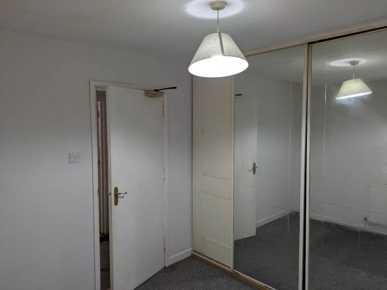 Flat Woodlands in Gowerton