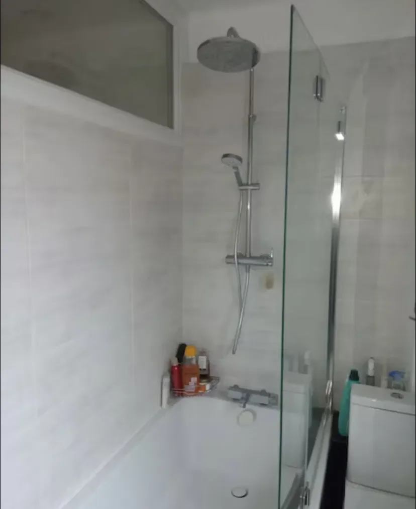 Room Rue Lavoisier in Wasquehal
