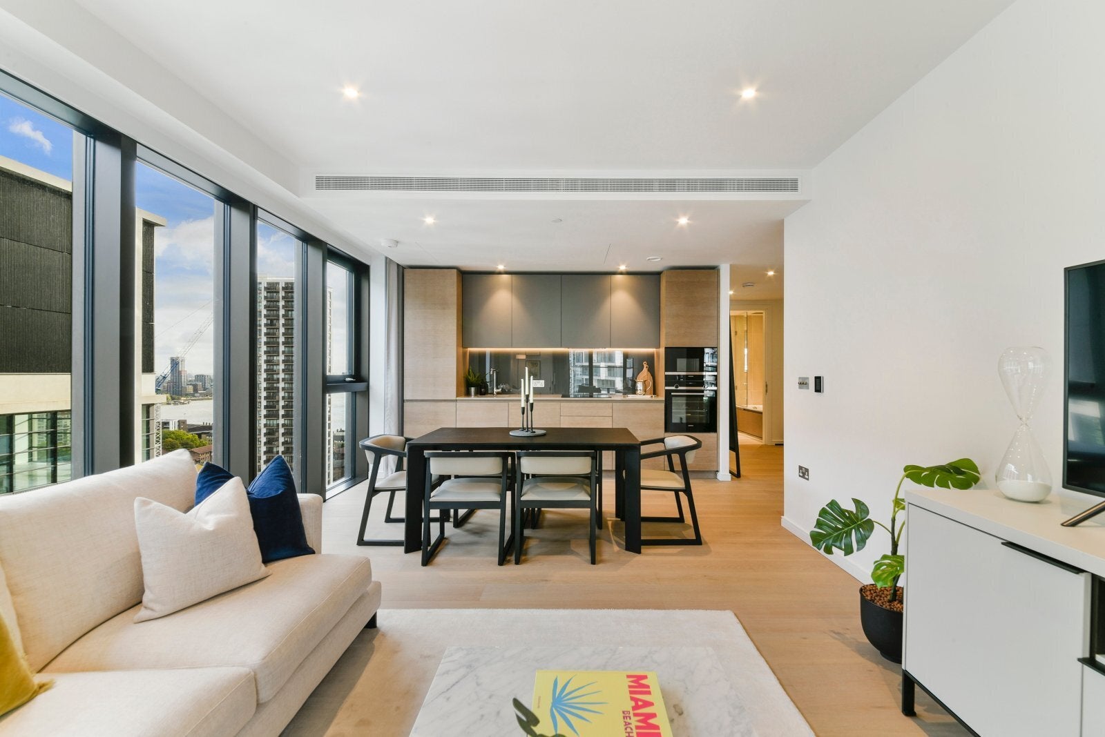 Flat George Street in Greater London