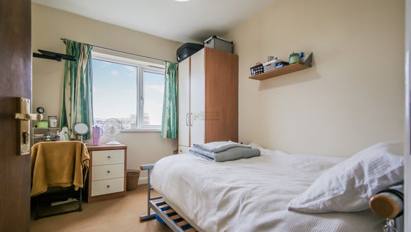 Room Brett Drive in Birmingham
