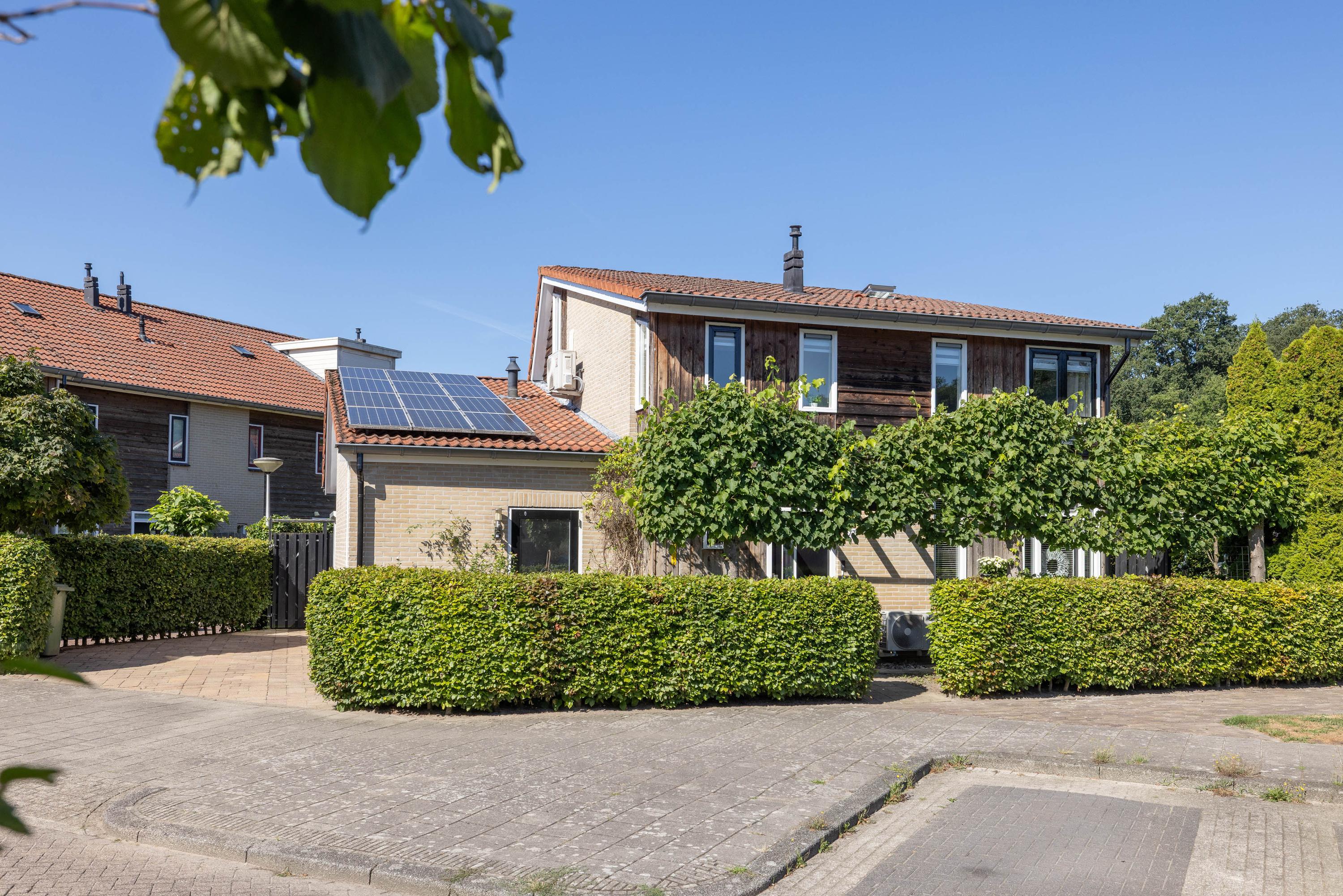 Vrijstaande woning te koop: Bittervoornstraat 77, Hengelo