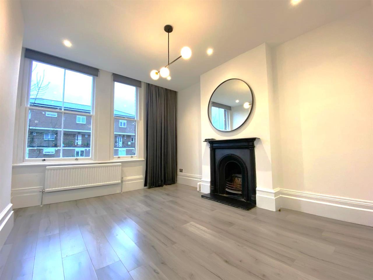 Flat Hungerford Road in Greater London