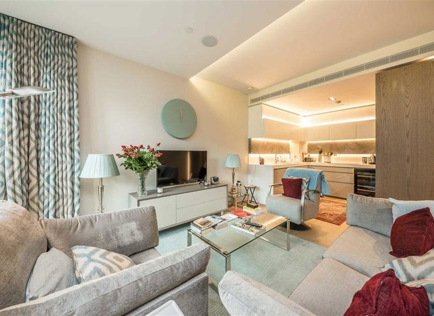 Flat Goodge Street in London