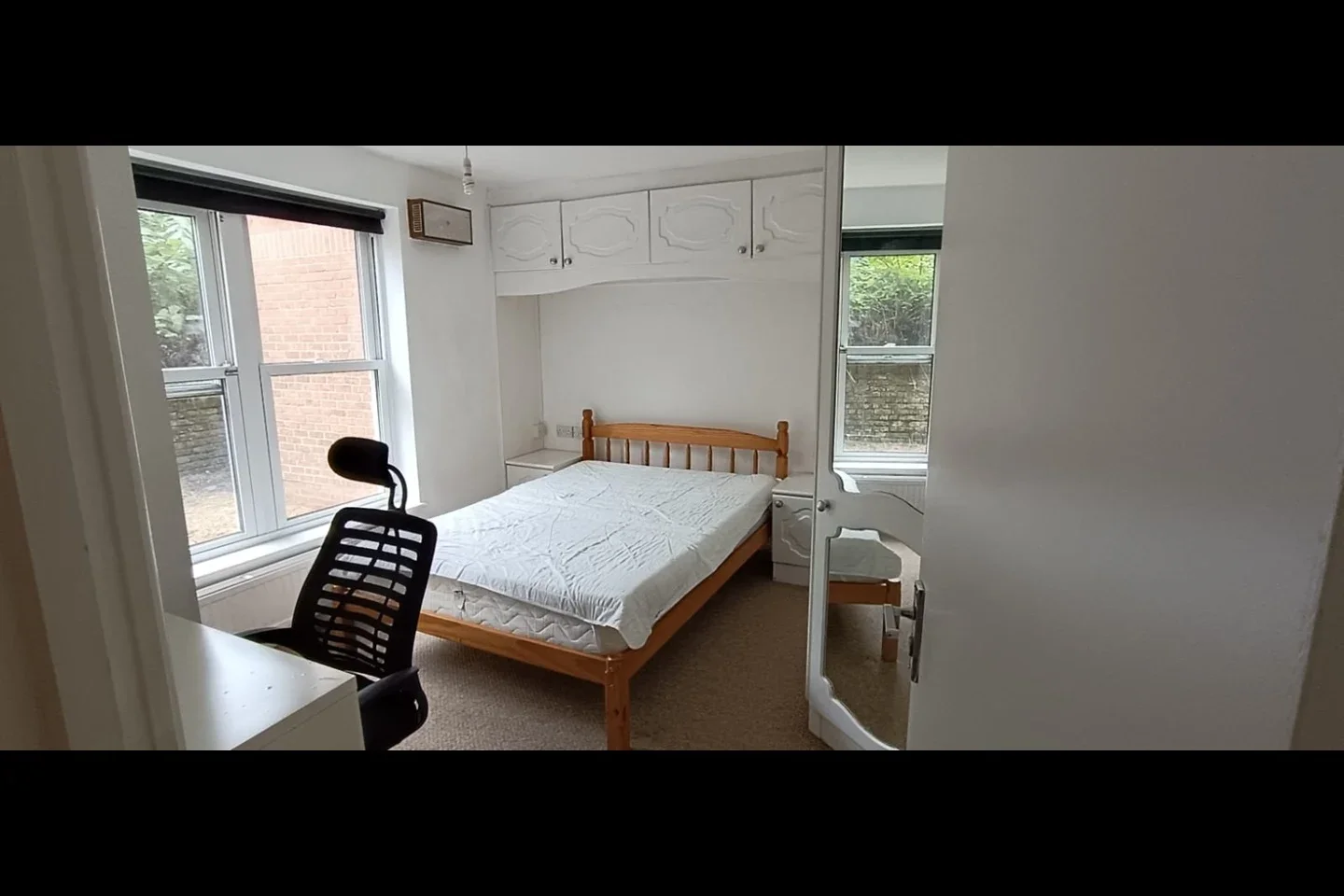 Flat Barker Drive in Greater London