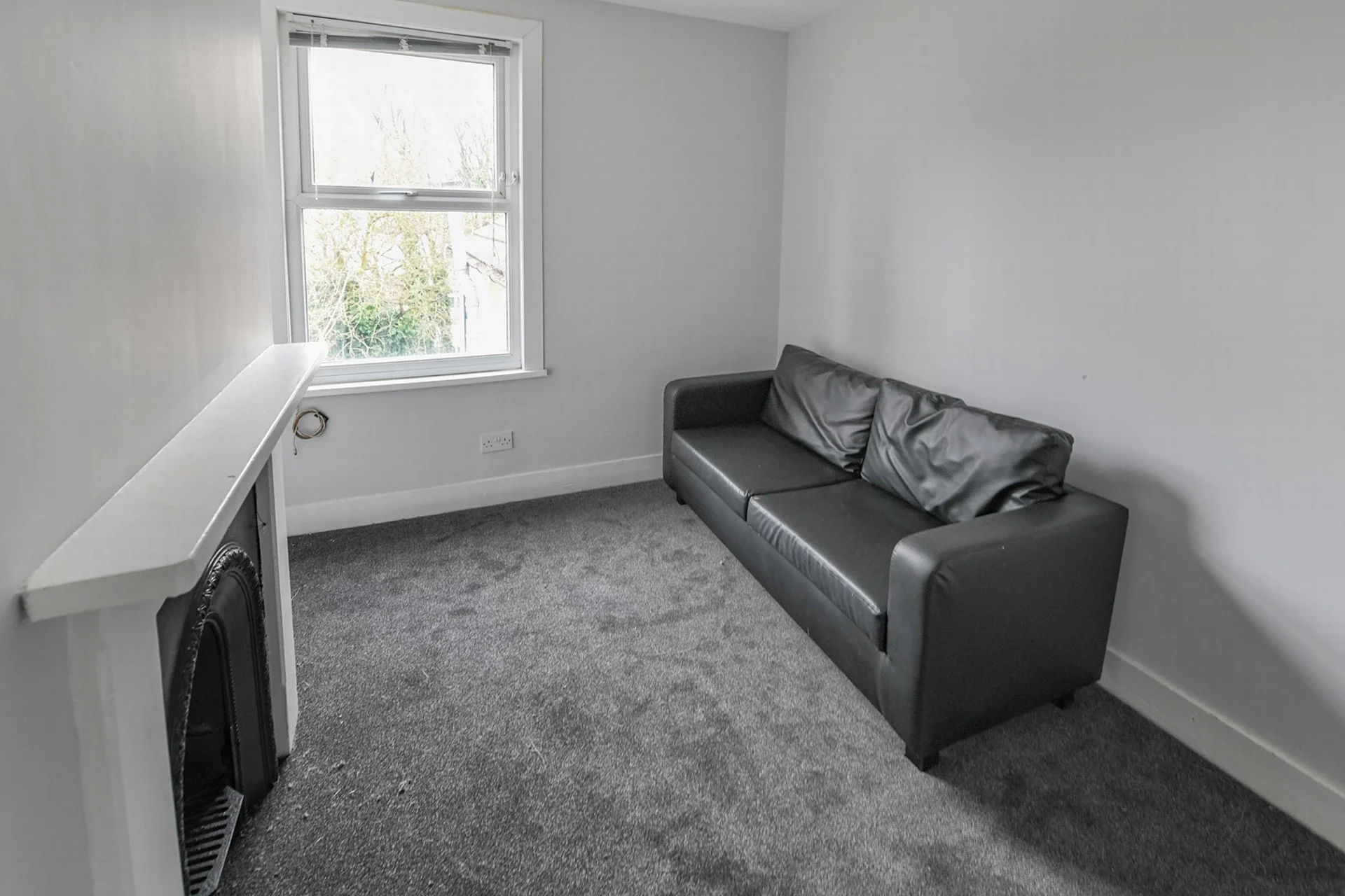 Flat Bexley High Street in Greater London