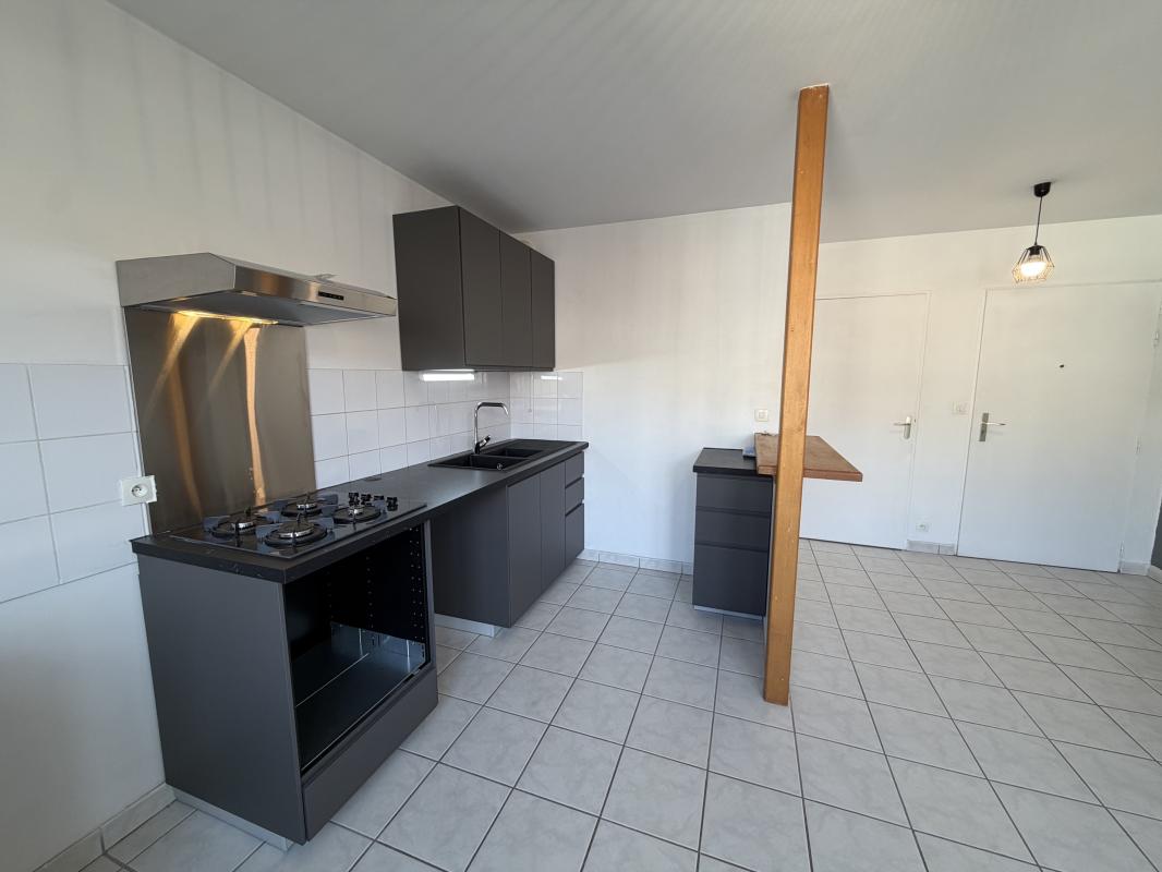 Flat Rue Clément Forissier in Saint-Étienne