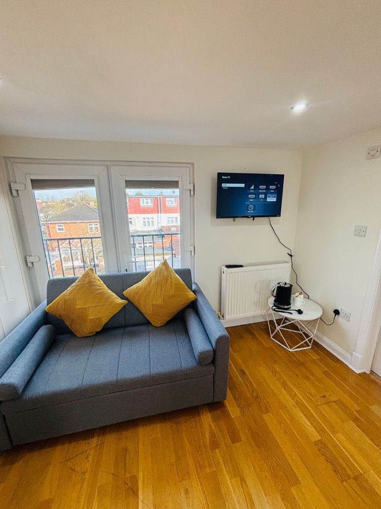 Room Park Avenue in Greater London