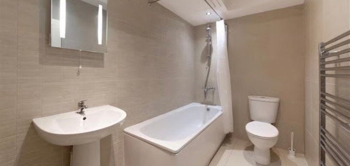 Room Jesmond Road in Newcastle upon Tyne
