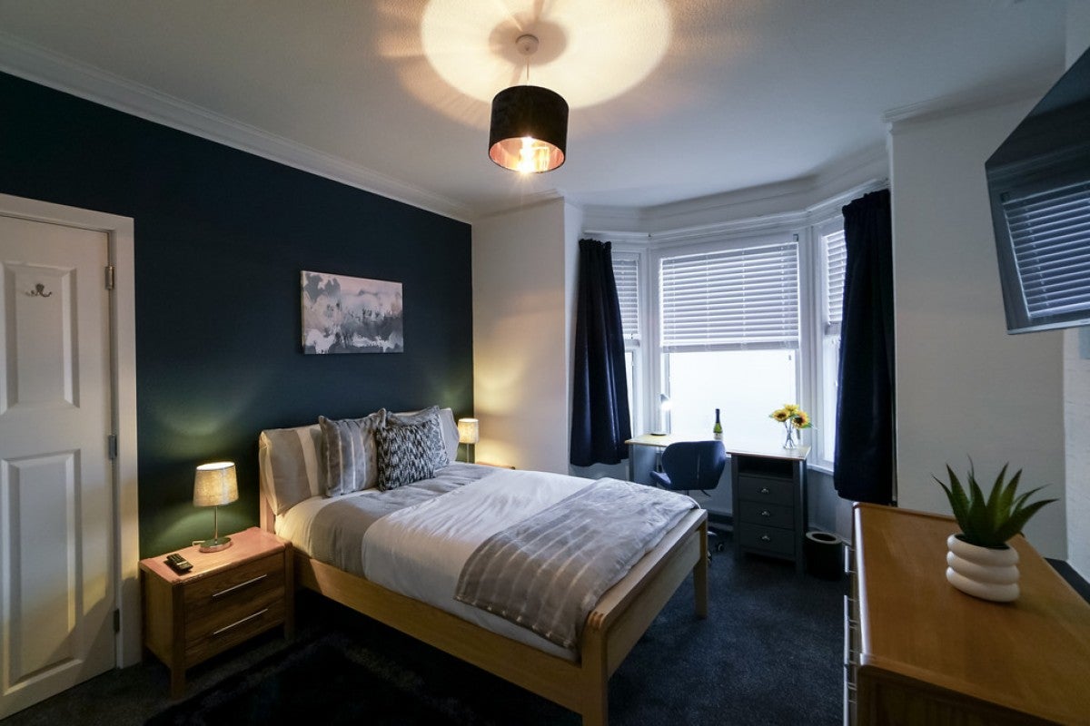 Room Brocksett Close in Reading