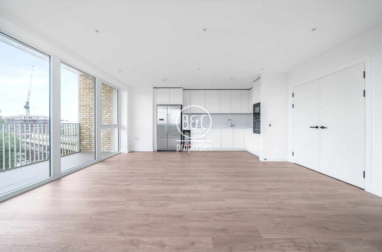 Flat Beresford Avenue in Greater London