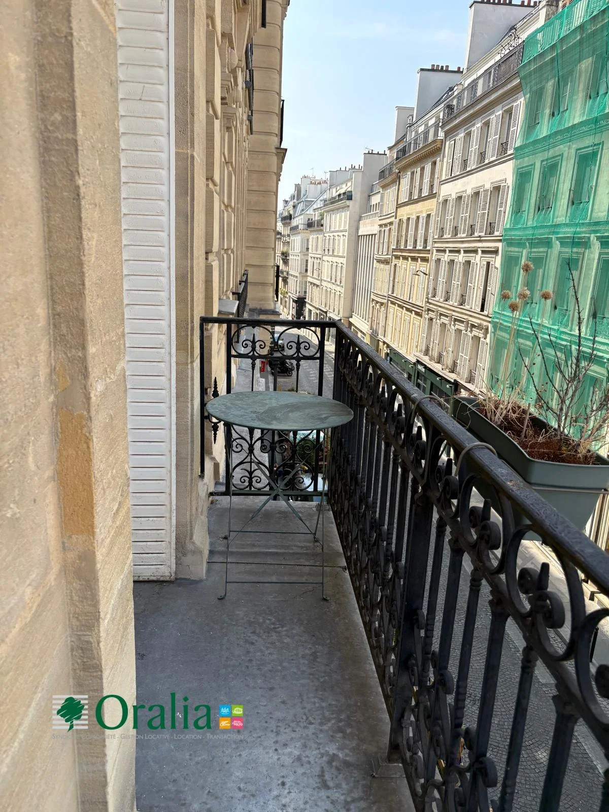Flat Rue Froidevaux in Paris