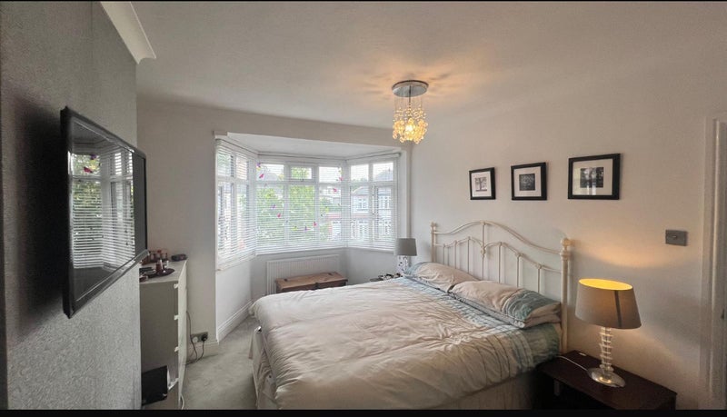 Room Hesketh Crescent in Birmingham