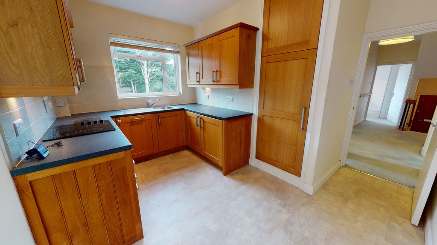 Flat Eldorado Crescent in Cheltenham