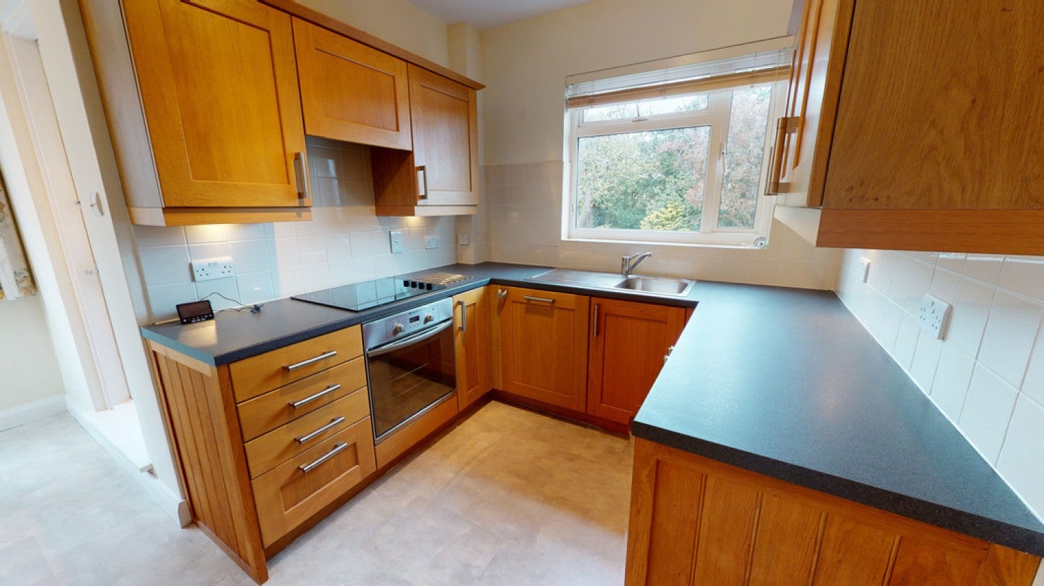 Flat Eldorado Crescent in Cheltenham