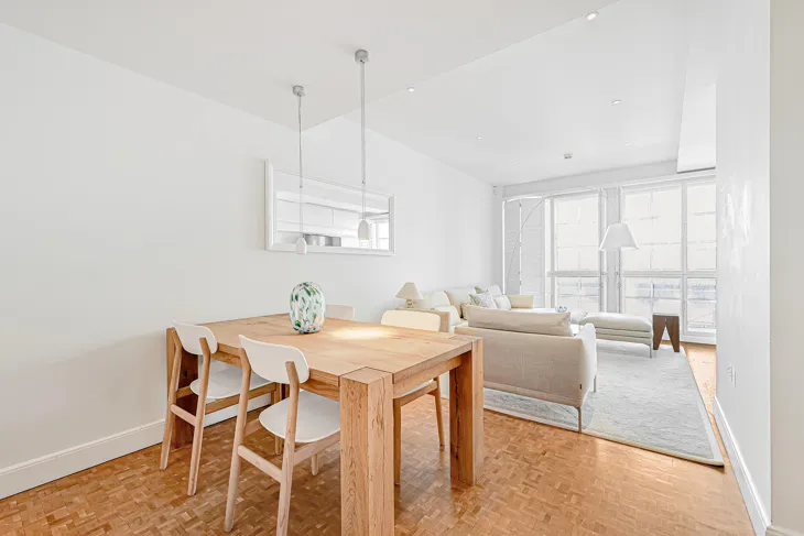 Flat Piccadilly in City of Westminster