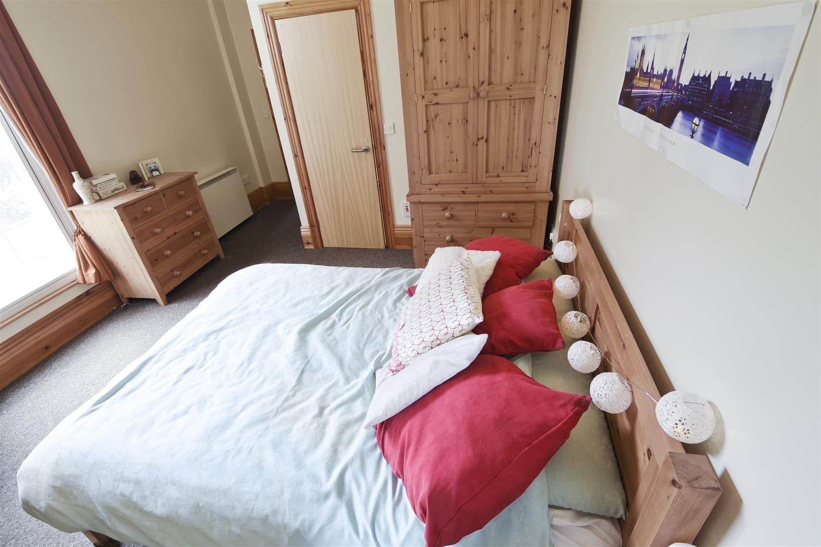 Room Northumberland Road in Sheffield