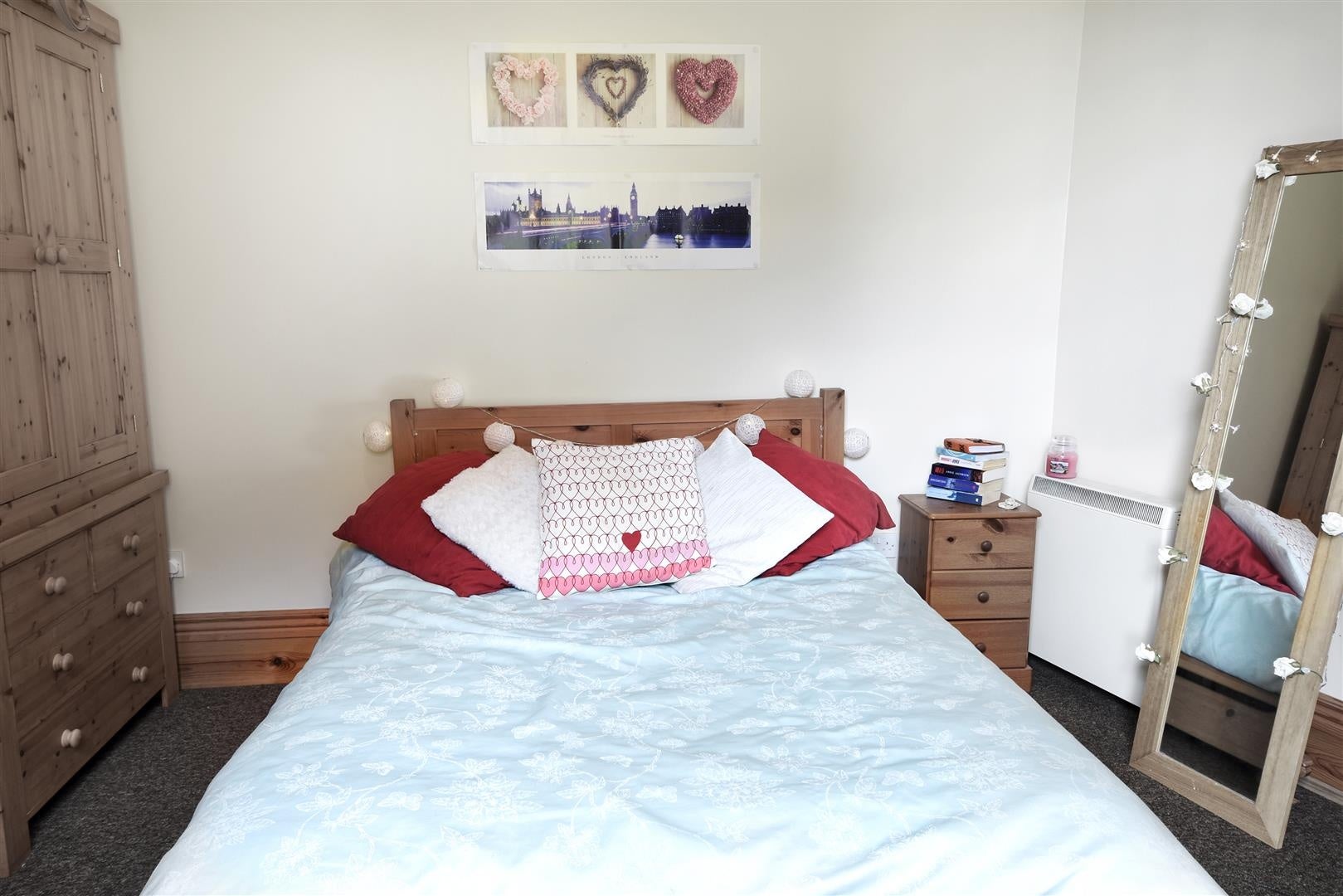 Room Northumberland Road in Sheffield