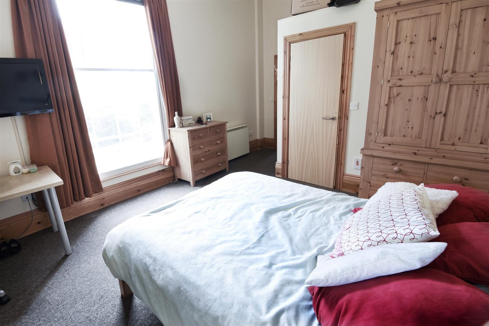 Room Northumberland Road in Sheffield