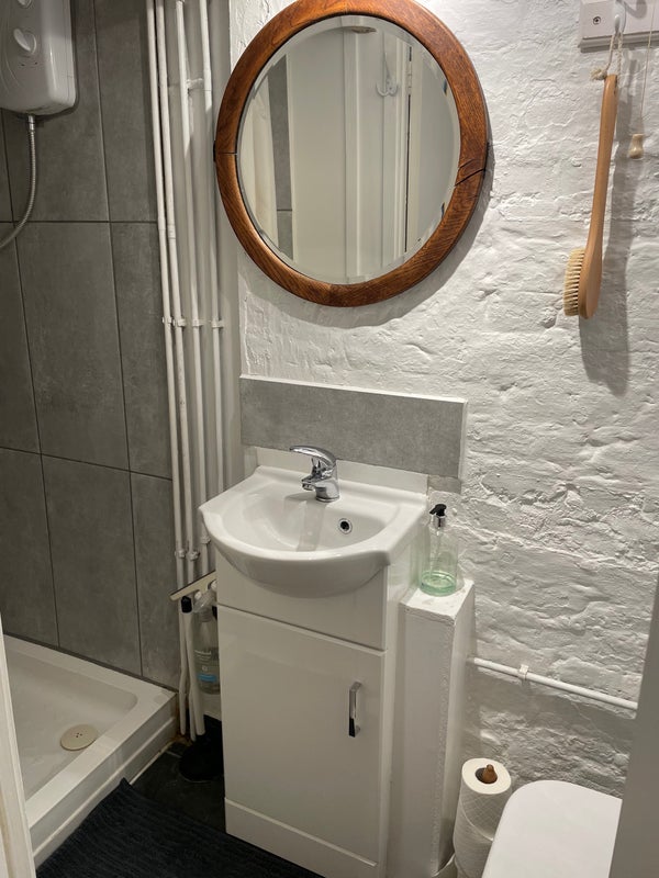 Room Redesdale Street in Greater London