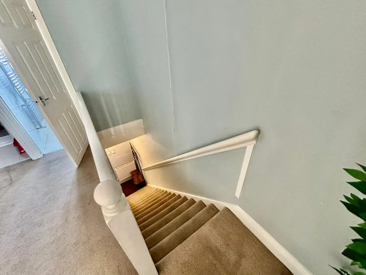 Flat Eastcote Lane in Greater London
