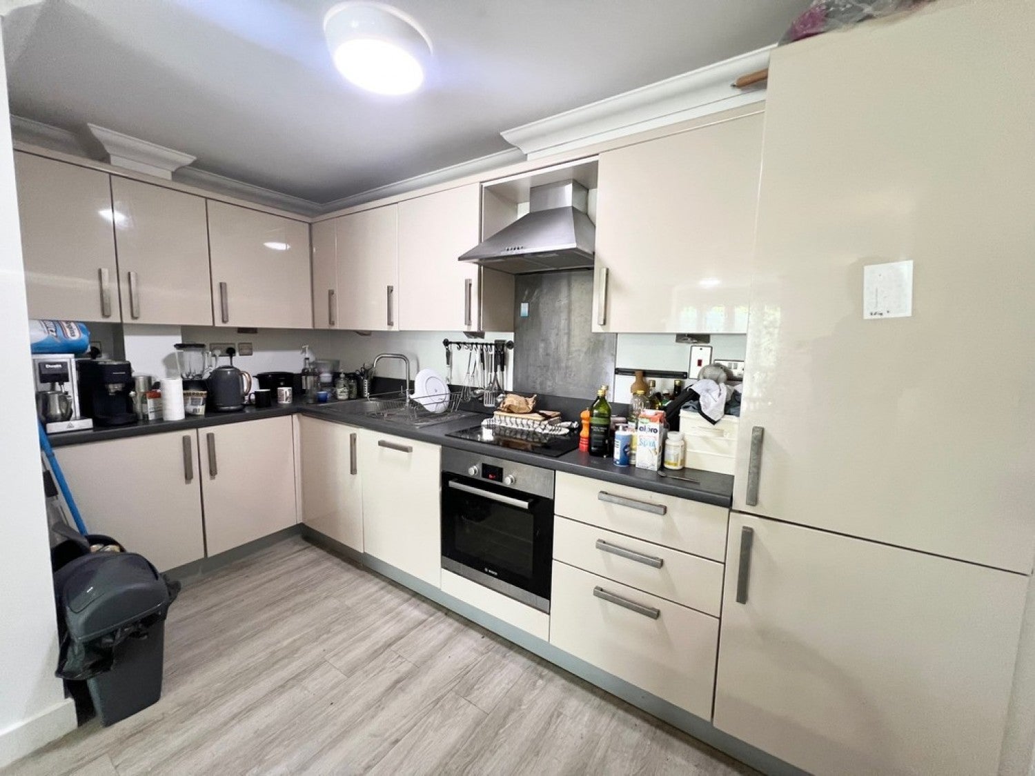 Flat Cherry Orchard Road in Greater London