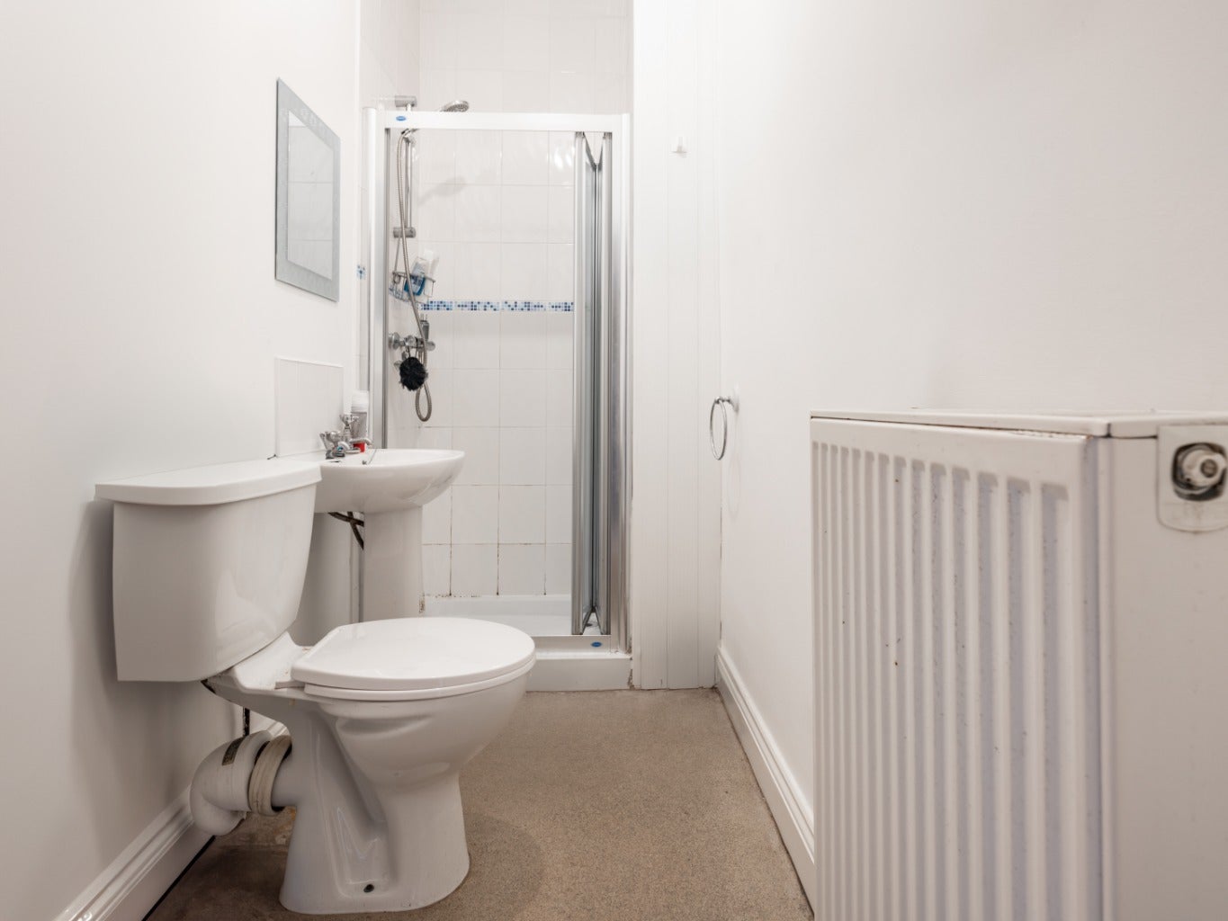Flat Hazelwood Avenue in Newcastle upon Tyne