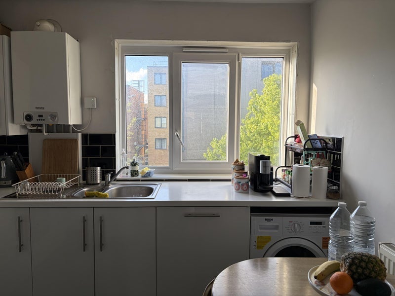 Flat Grove Road in Greater London