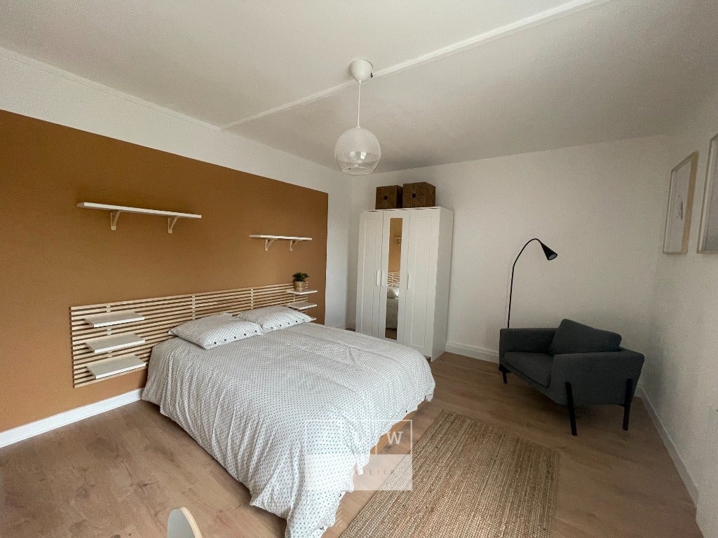 Flat Boulevard des Défenseurs de Lille in Lille