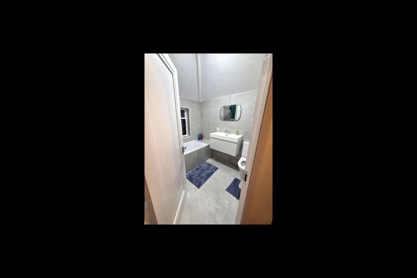Room Brighton Road in Greater London