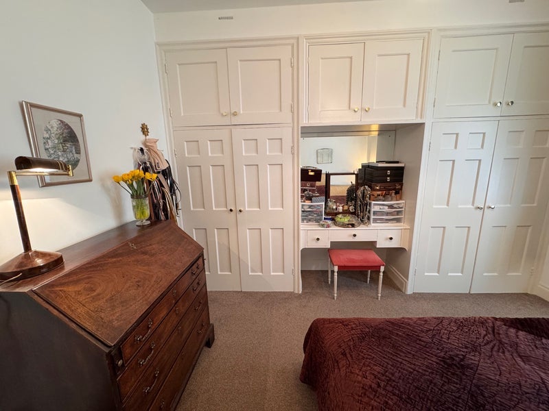 Room Porchester Road in City of Westminster
