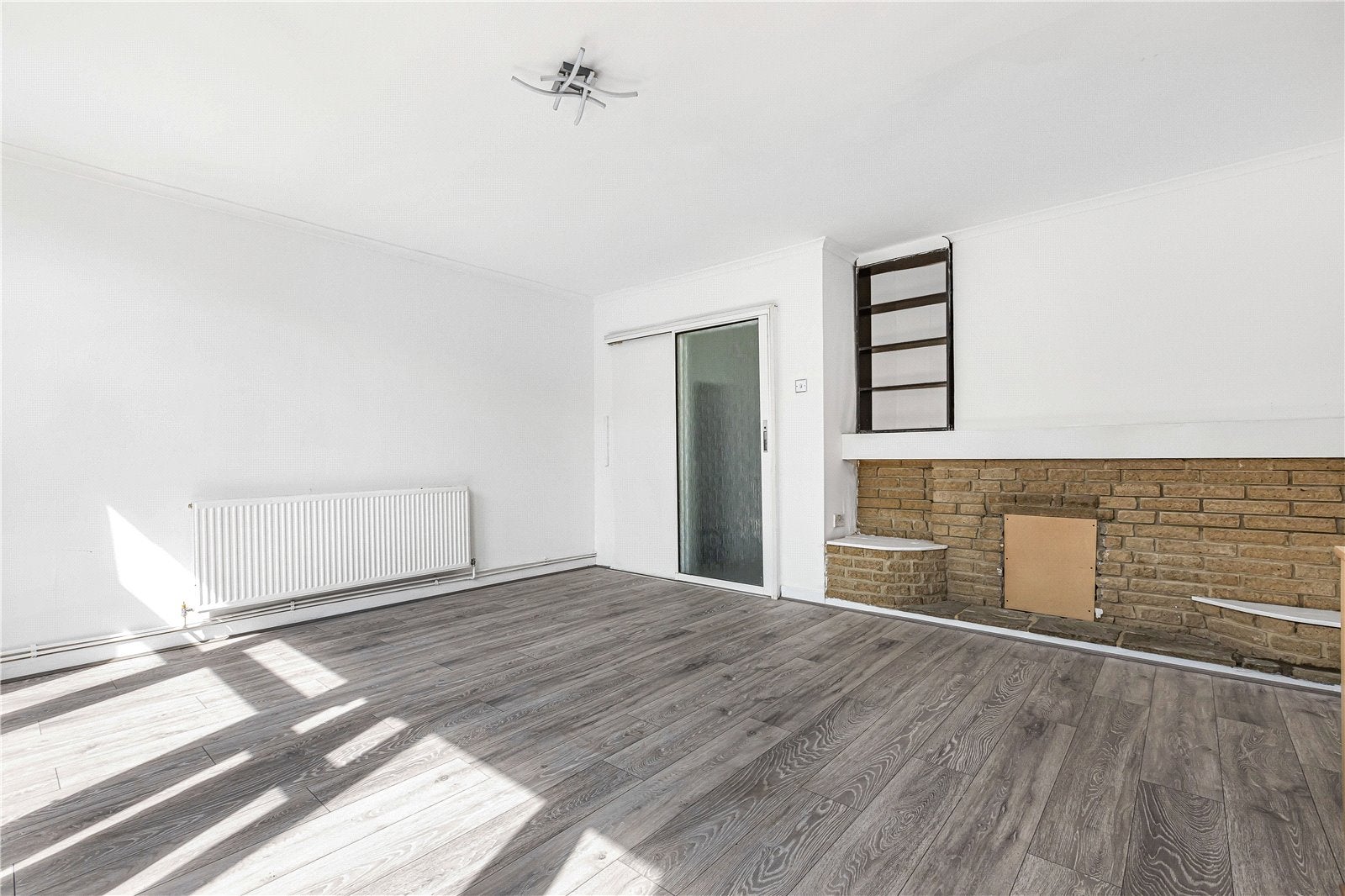 House Cassland Road in Greater London