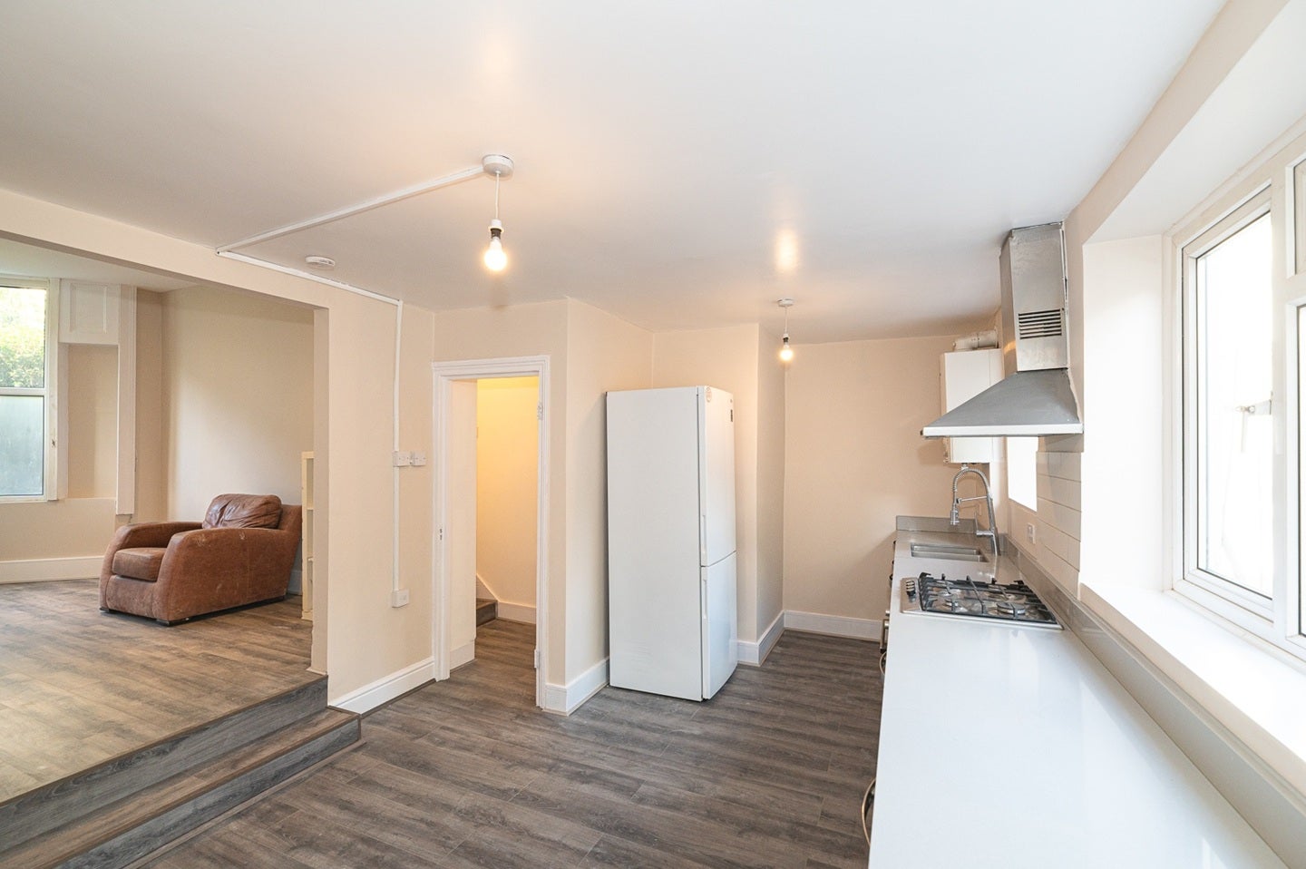 Flat Chantrey Road in Greater London