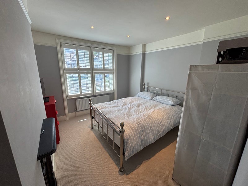 Room Gosberton Road in Greater London