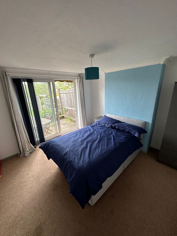 Room Lechlade Road in Birmingham