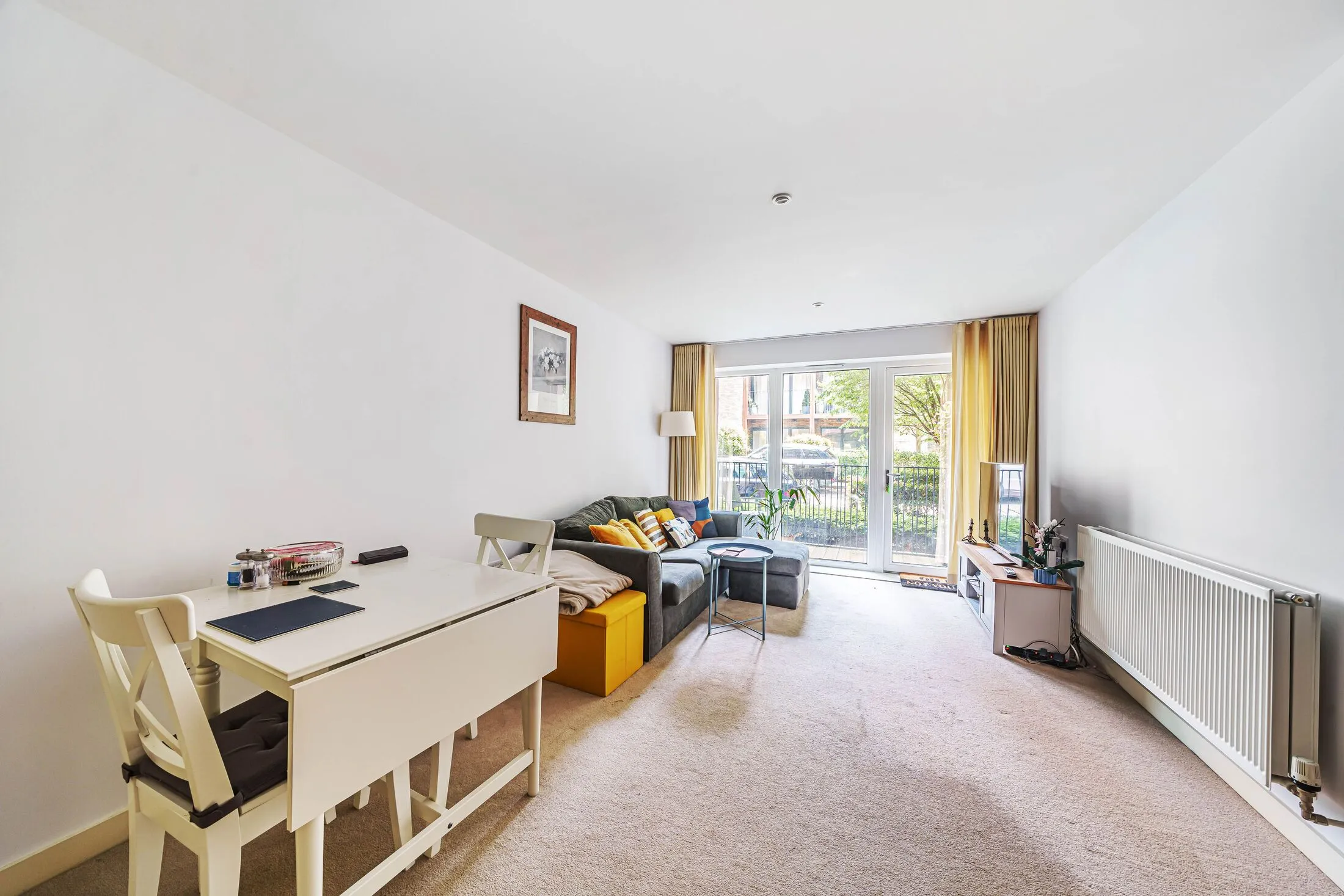 Flat Howard Road in Greater London